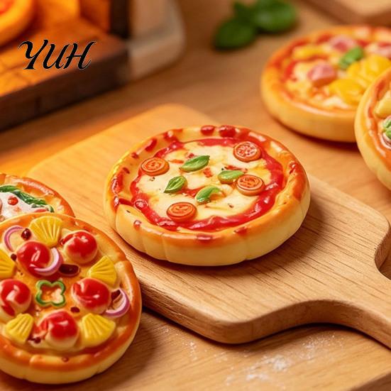 Handmade Jewelry Making Components 2Pcs Mini Resin Pizza Ornaments, Realistic Miniatures, Tiny Small Knick Knacks Food Ornaments for DIY Craft