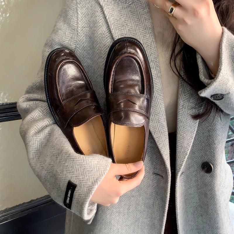 

! Ван Сяосяо туфли с ядом ретро кожа на одной педали толстый каблук ручная работа маленькие кожаные туфли одинарные туфли 36