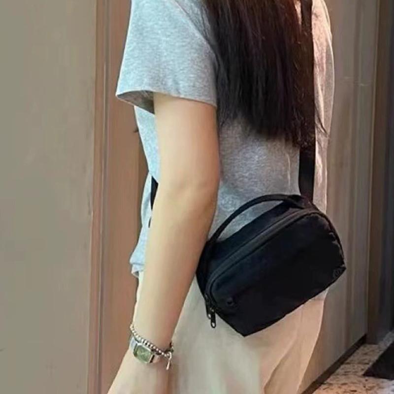 

Macaron Nylon Square Bag Lightweight Canvas Bag Casual Versatile Shoulder Messenger Mobile Phone Bag чёрный
