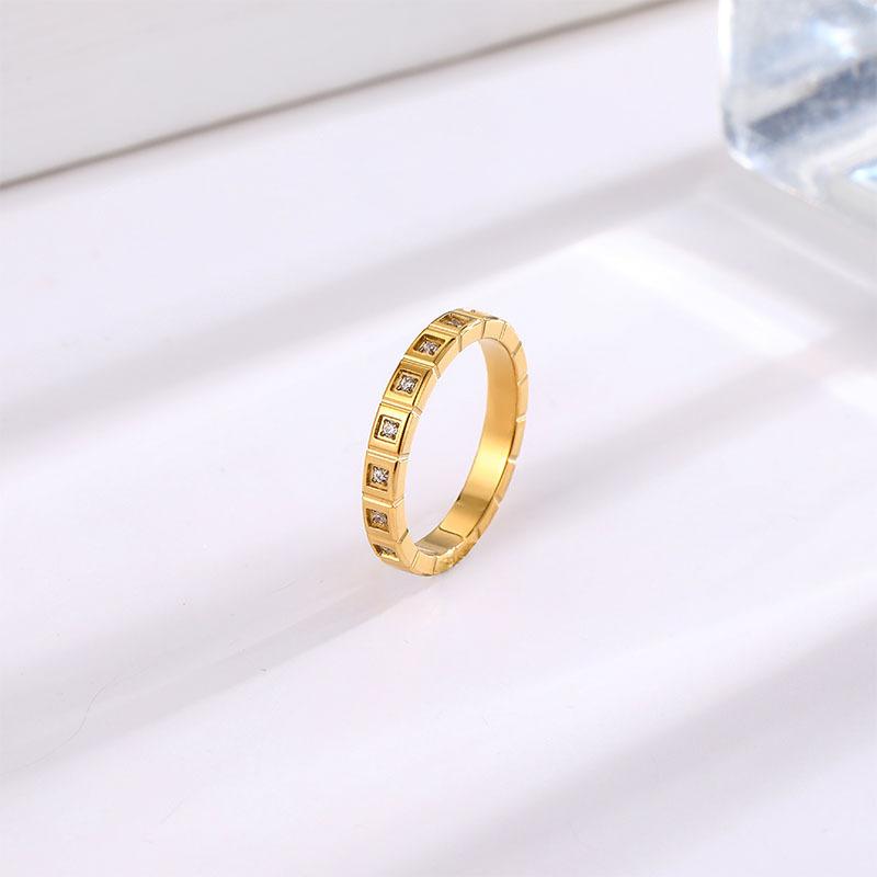 Elegant Heart Bow Titanium Steel Ring for Women Minimalist Round Circle Band Light Luxury Jewelry