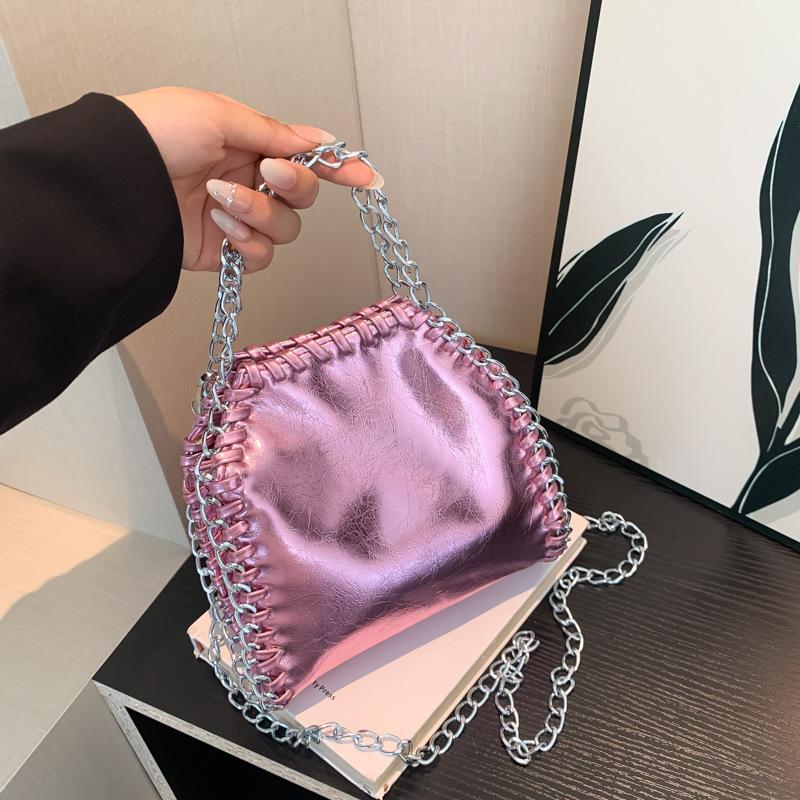 This year's popular bag 2025 new Korean version fashion pleated niche shoulder bag women's chain crossbody bucket bag tide