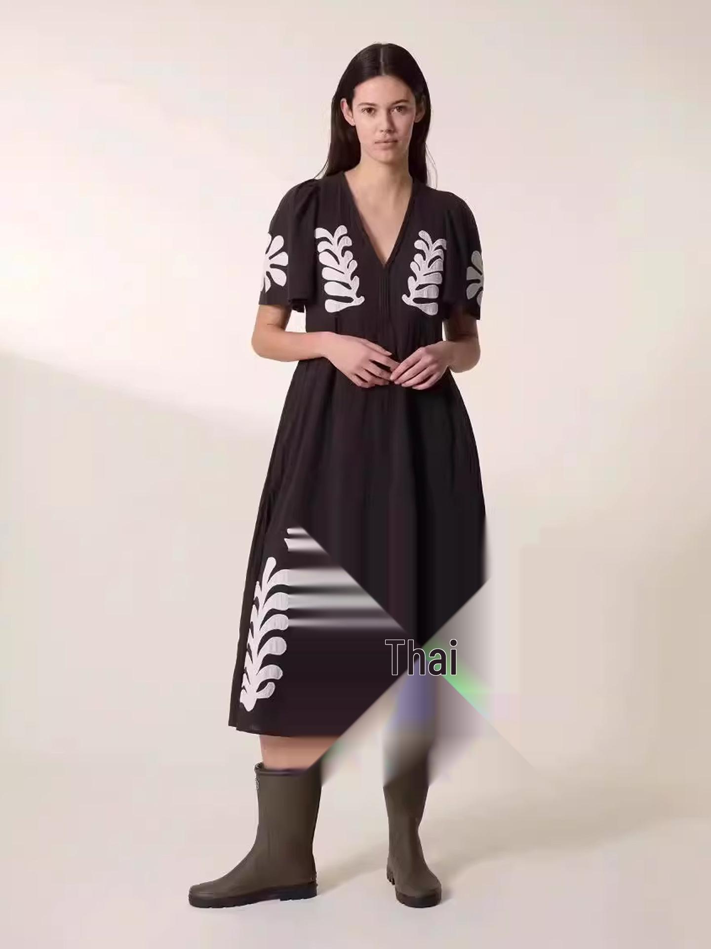 French Artistic V-Neck Floral Dress with Flare Sleeves - Retro Color Block and Embroidery for Spring/Summer Small (35) чёрный