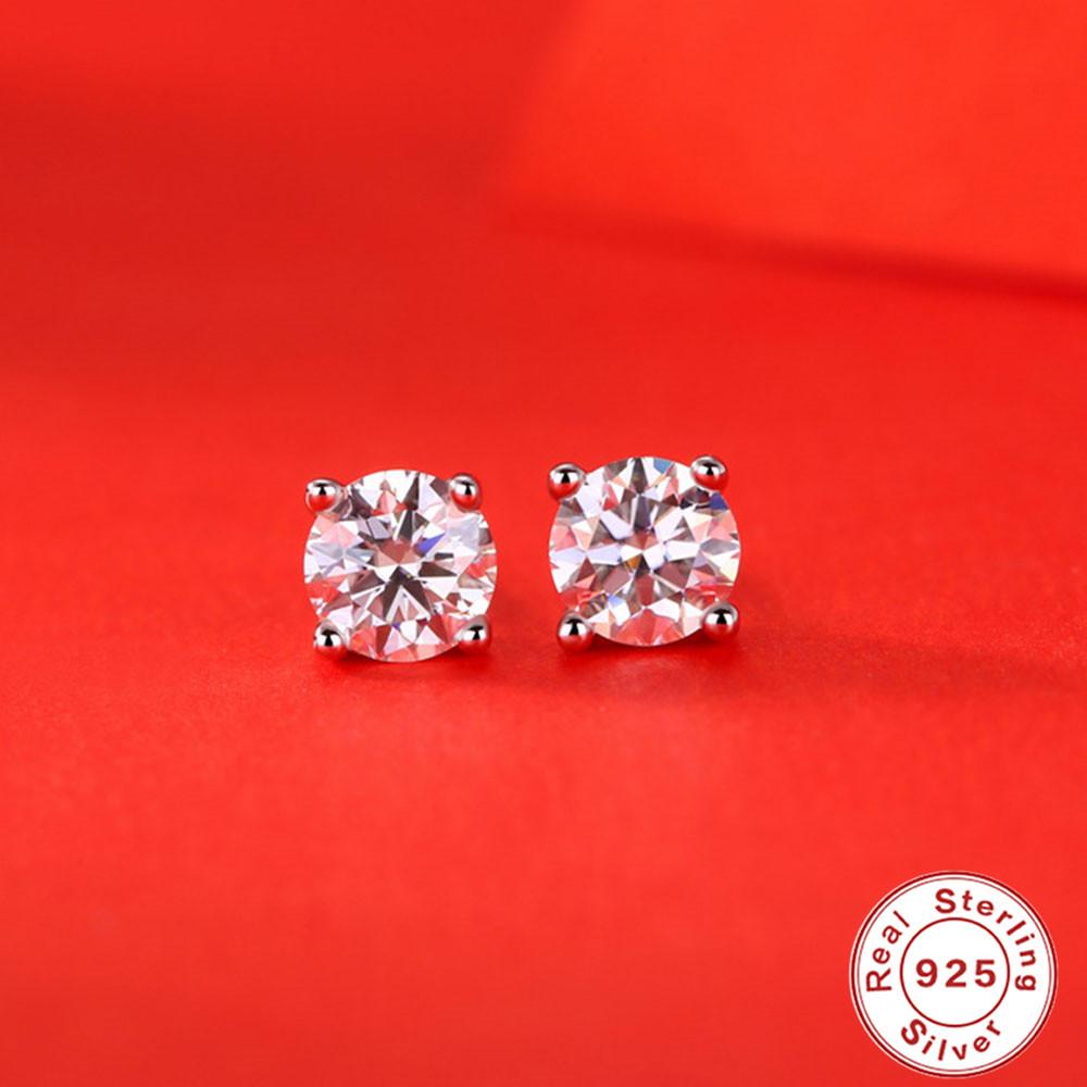 0.5 Carat, Stud Earrings S925 Silver Moissanite Four-Claw Earrings, Simple Silver Jewelry Platinum-Plated Earrings Live Stream