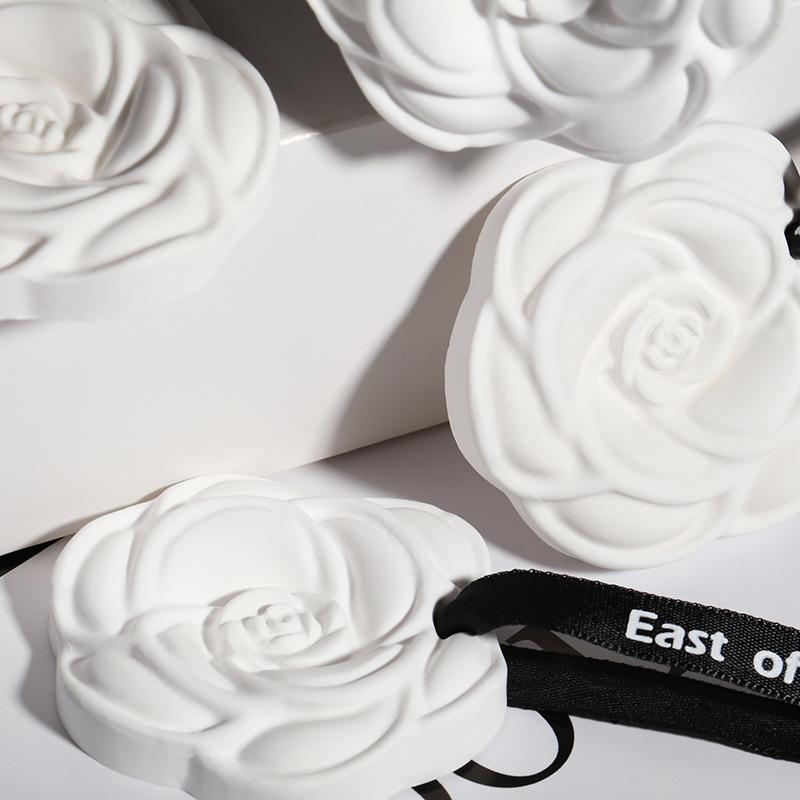 Kamélie Auto Aromaterapie Závěsné Tablety Domácí Šatní Skříň Aromaterapie Voskové Tablety Sádrové Vonné Tablety Osvěžovač Vzduchu