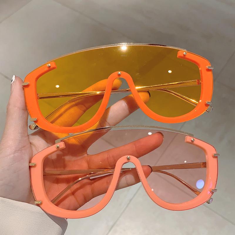 Y2k Stylish Oversized Frame Sunglasses for Women Fashion Gradient Outdoor Sports Shades Luxury Brand Design Men Sun Glasses