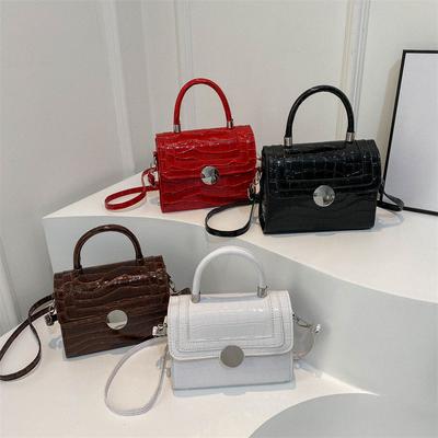 Módní ležérní a módní crossbody kabelka Temperament jedno rameno malá čtvercová kabelka nová jarní retro trendy malá kabelka pro ženy