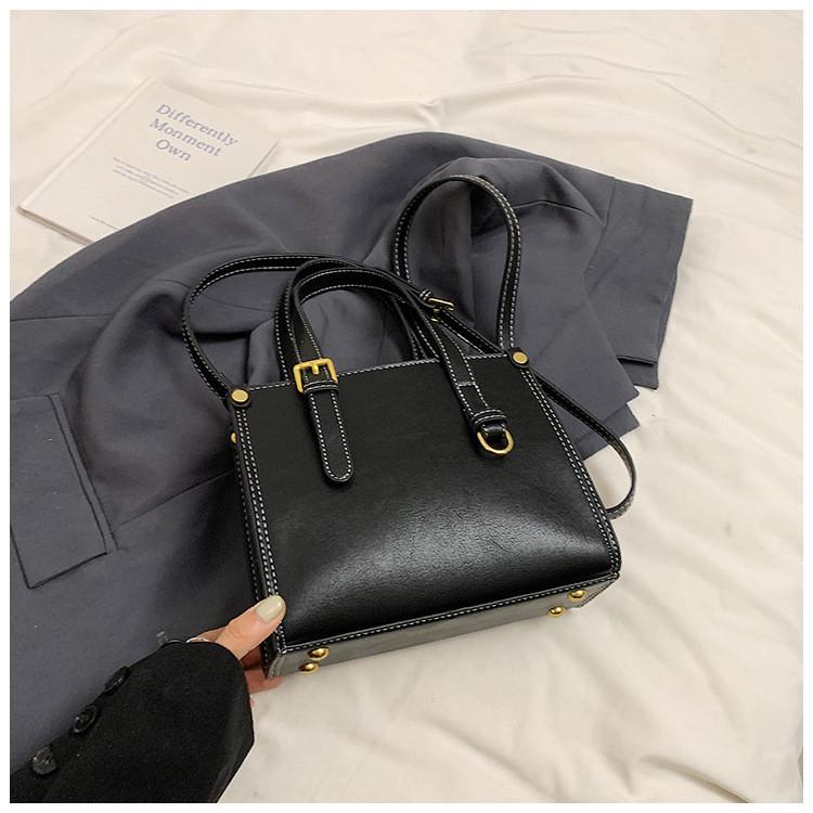 Chic Retro Handbag For Women Elegant Urban Style Versatile Shoulder Crossbody Bag