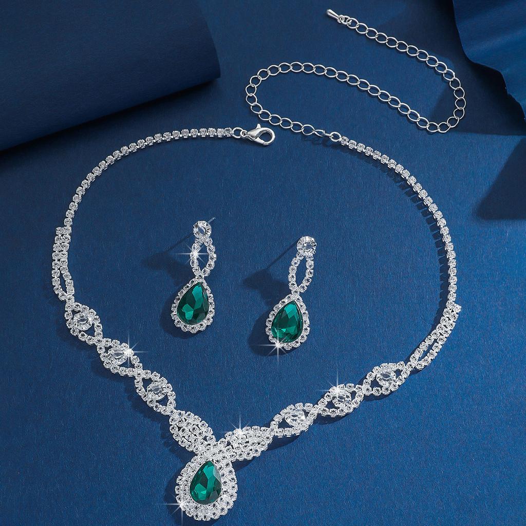 Zircon Diamond Geometric Necklace Earrings Set Light Luxury Clavicle Chain High-End Temperament Jewelry