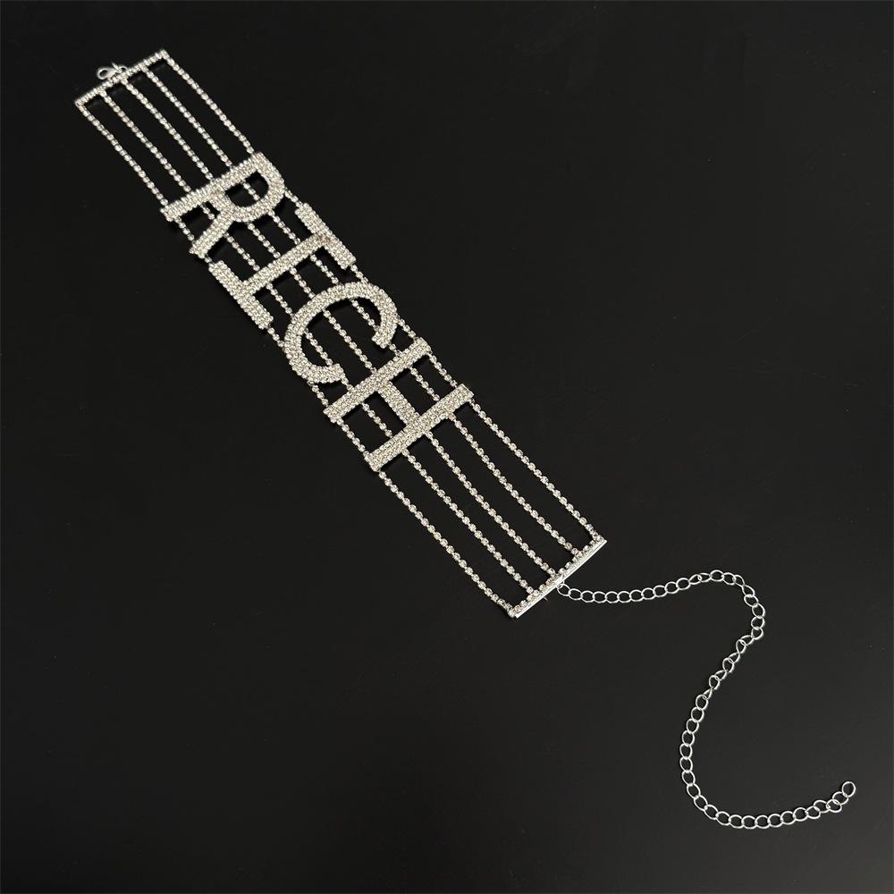 

European And American Exaggerated Rich Letter Necklace, Women S Personalized Hip-Hop Rhinestone Collarbone Chain Fashion Versatile Accessories срібний