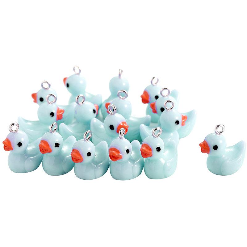 50 Pcs Diy Resin Duck Pendant Cute Animal Charms for Necklace Bracelet and Keychain Couple Family Keychain Pendant