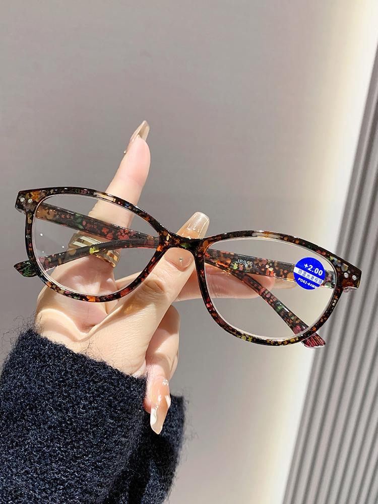 European & American Fashion Pattern Reading Glasses: Stylish Flower Jade Design, High-Definition Lens, Elegant PC Jelly Bag Included