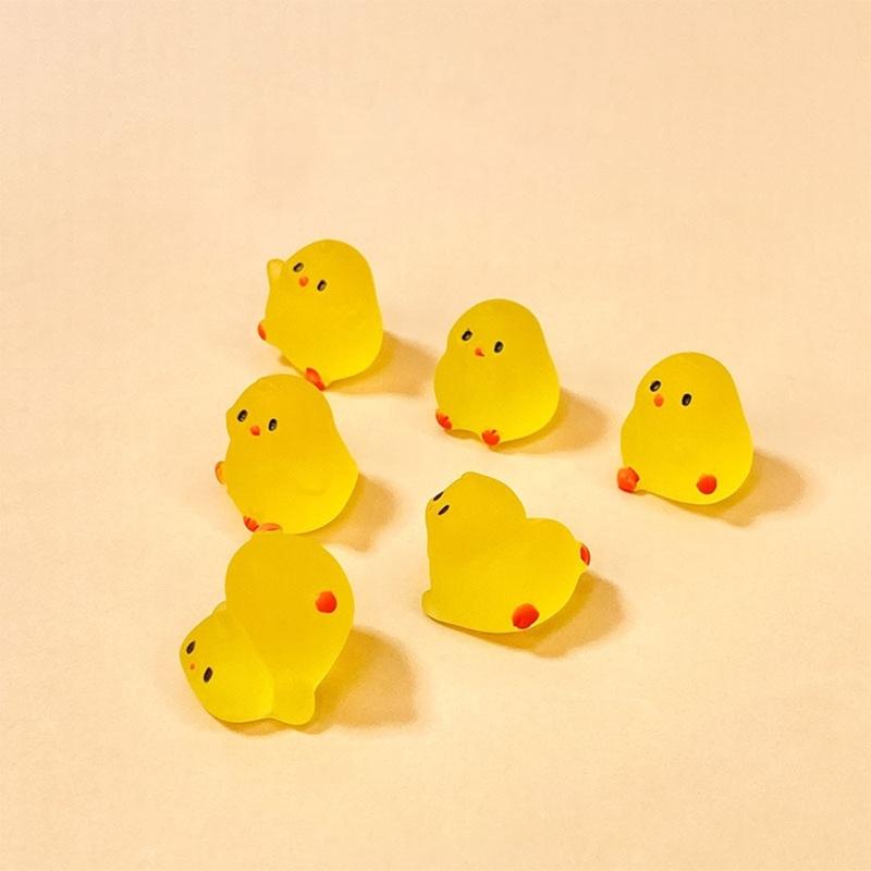 Luminescent Mini Chicken Miniature Chicken Figurine Glow In The Darks Tiny Figure To Hide Fairys Garden Dollhouses Decors