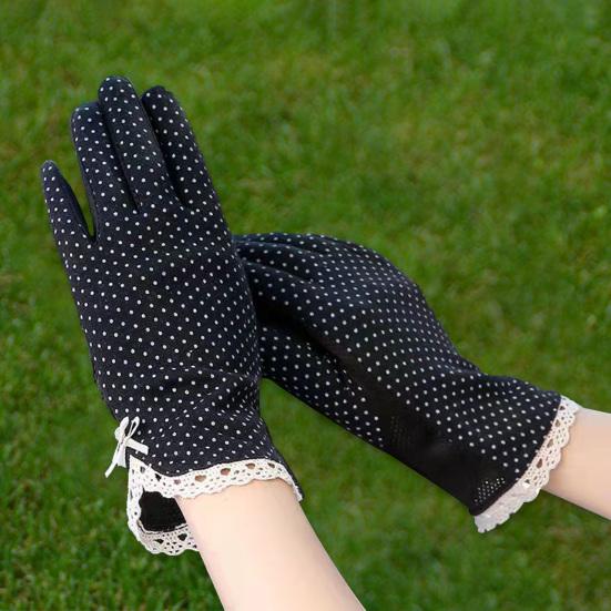 1 Pair Sun Protection Gloves Extra Soft Breathable Non-slip Design Sweat-absorption Elastic UV