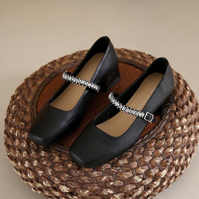 

25 summer new French temperament rhinestone single shoes square head retro Mary Jane shoes thick heel elegant fairy style with skirt 34 чёрный