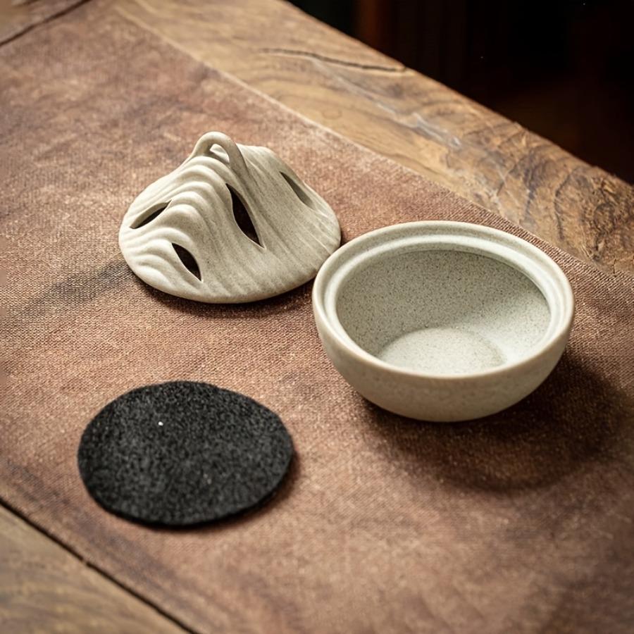 Zen Mountain Incense Burner Ceramic Hill Incense Holder for Meditation Tea Ceremony Vintage Desktop Decor for Home Office