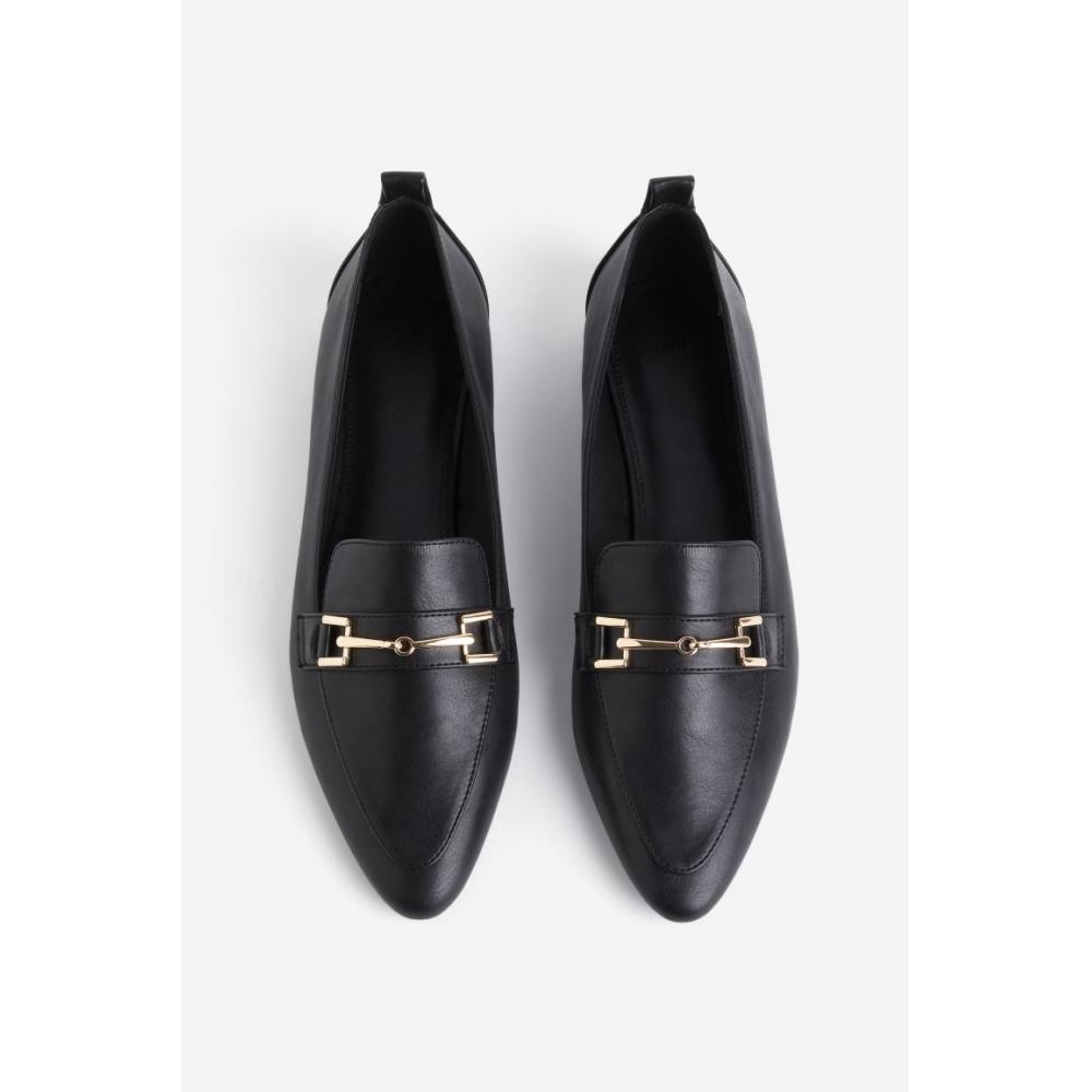 

Лоферы HM с острым носком, черные