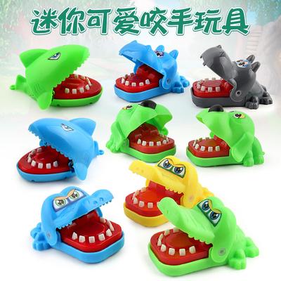 New And Strange Mini Biting Hand Tricky Toy, Trumpet Biting Shark, Crocodile, Vicious Dog