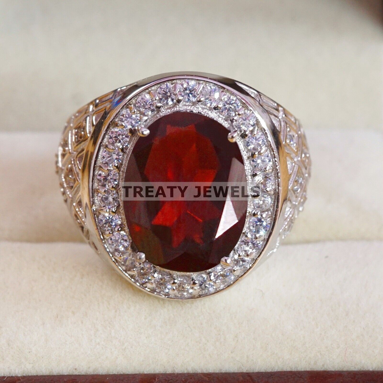 

Garnet Oval Cut Gemstone With 925 Sterling Silver Ring For Men s #B67 JL375671365664 4-16 US срібний