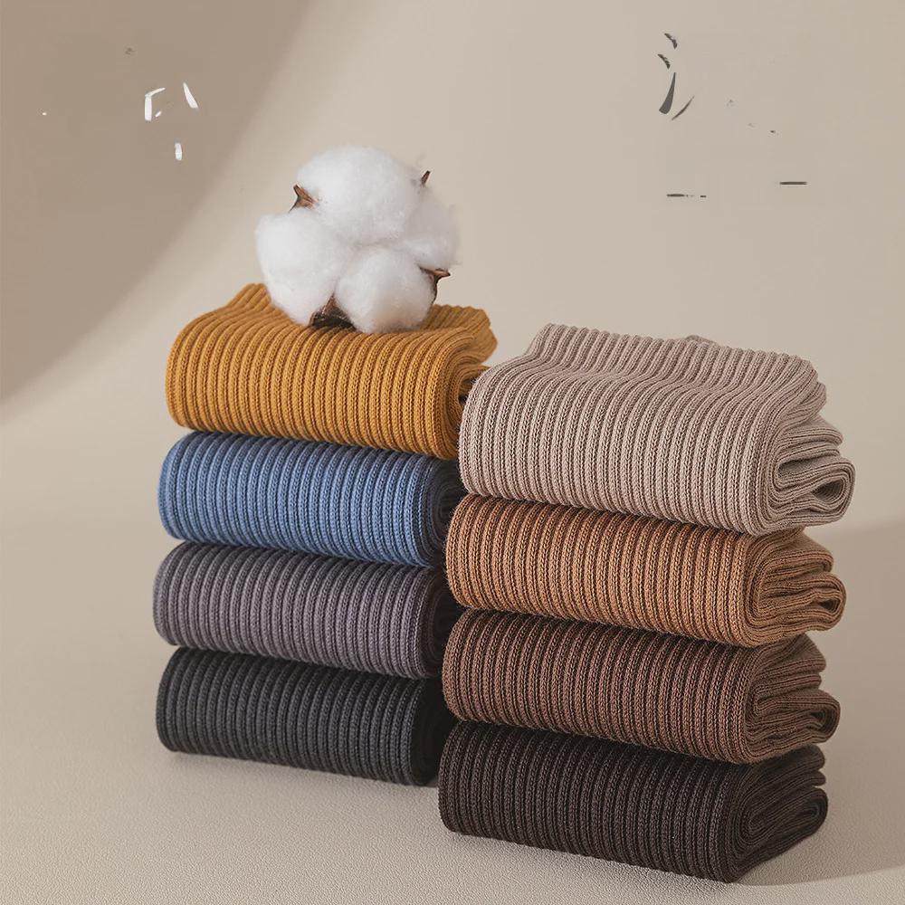 Men's Boneless Breathable Xinjiang Cotton Socks - Anti-Pilling, Sweat-Absorbent, Mid-Tube, Ideal for Spring and Autumn