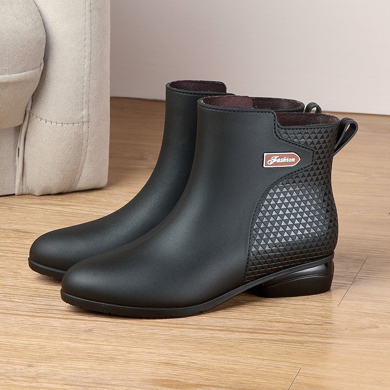 2025 new fashionable women's mid-calf rain boots anti slip waterproof and warm women's shoes Winter women's boots zapatos mujer