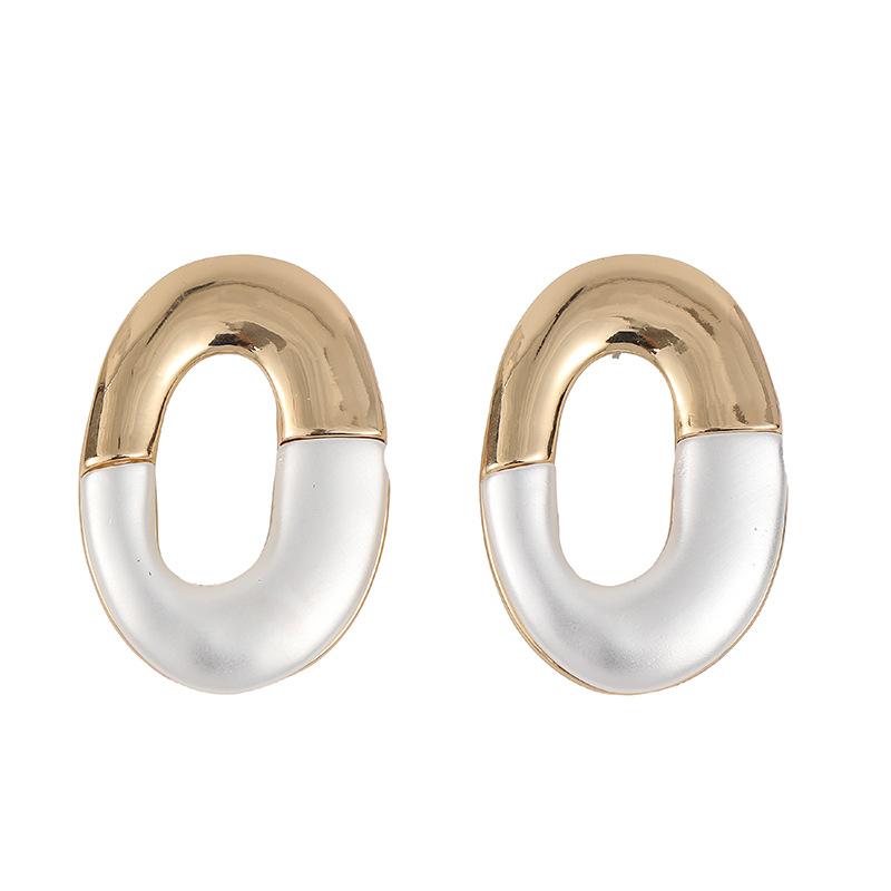 New earrings light luxury high sense niche simple earrings metal hollow earrings Europe and America