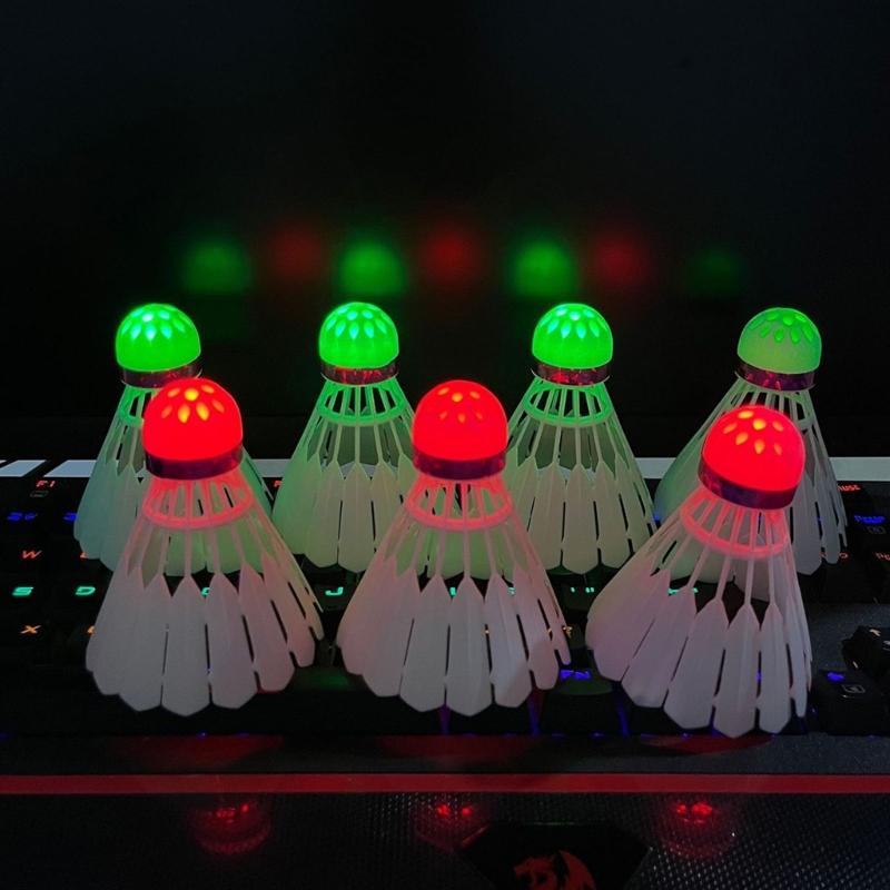 4pcs Light Weight LED Lighting Sport Badminton Night Training LED Glow Shuttlecocks For Outdoor Sports Easy to Use