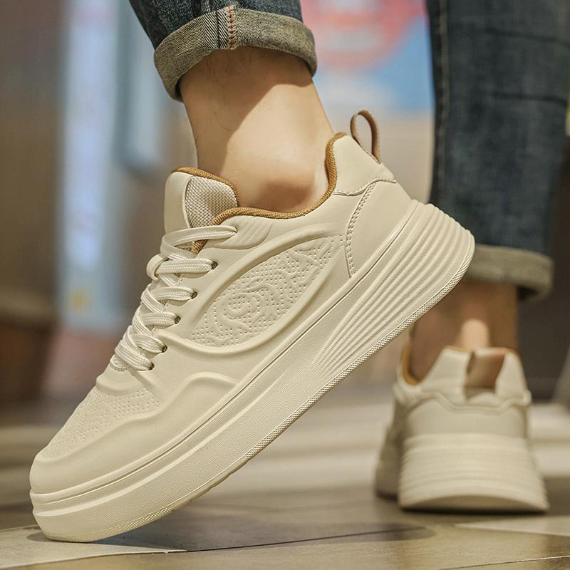 Men's fashion Joker borad Shoes Four Seasons new Soft-sole Non-slip Comfort Light Casual Shoes Thick-sole youth Sports Flat Shoe