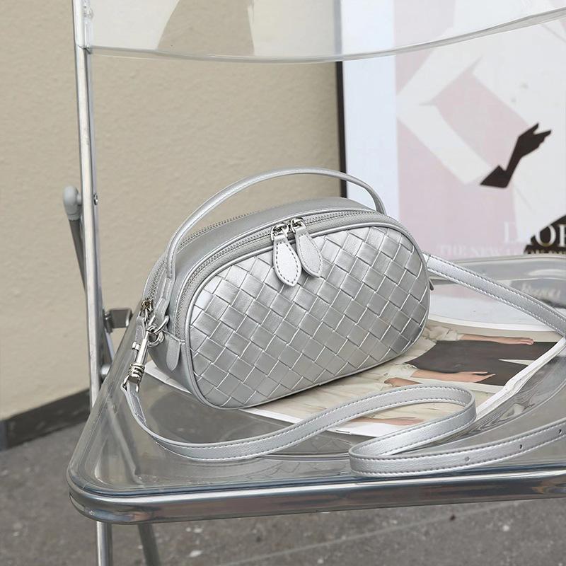 2025 Summer New Genuine Leather Handheld Small Square Bag Fashion Woven Double Zipper Single Shoulder Crossbody Small Bag Casual Women's Bag
