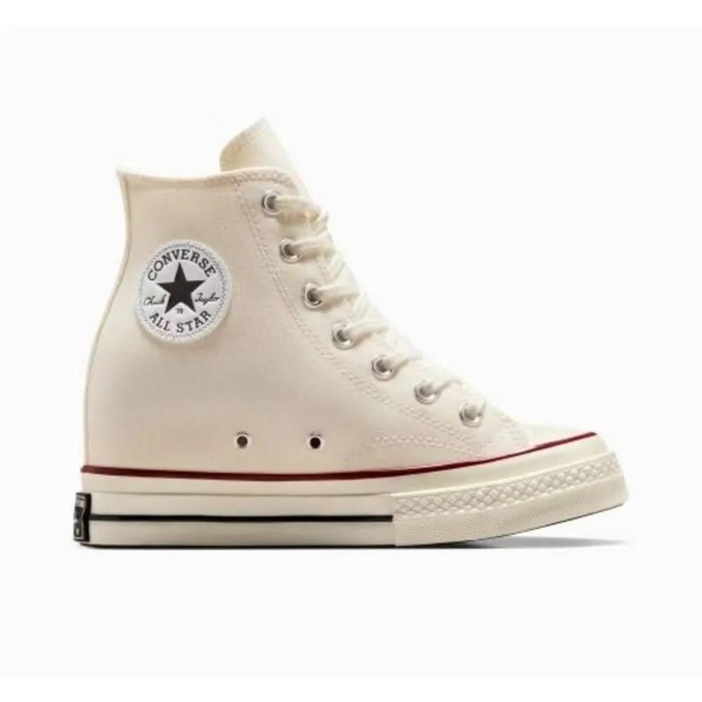 Кеды Converse Chuck 70 на танкетке Egret High-Top Canvas Shoes A12562C 155044 230