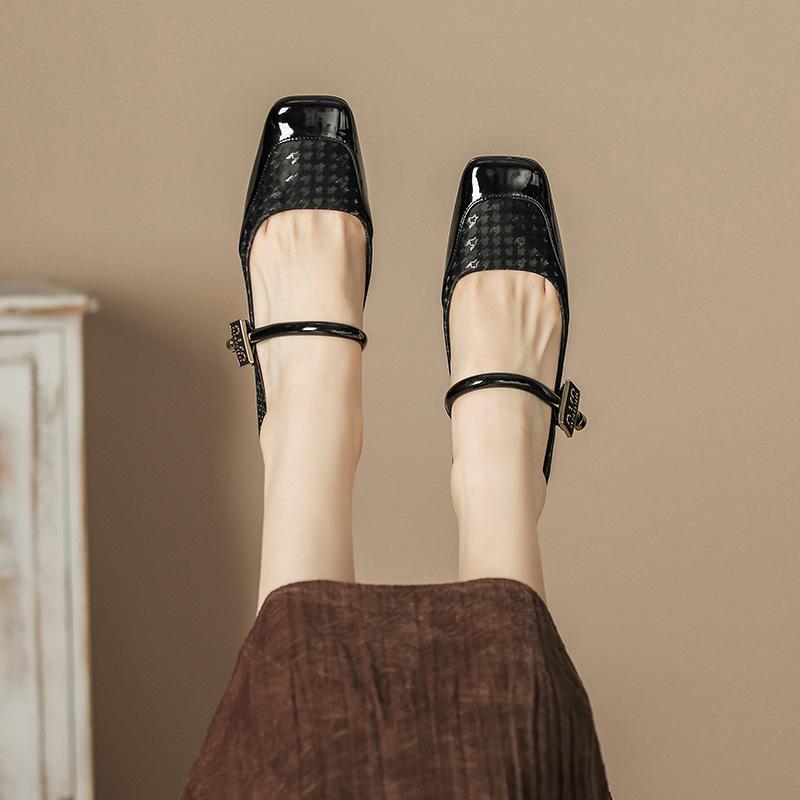 H988-30 special pattern silk high heels women's 2025 spring new word with Mary Jane women's shoes outside