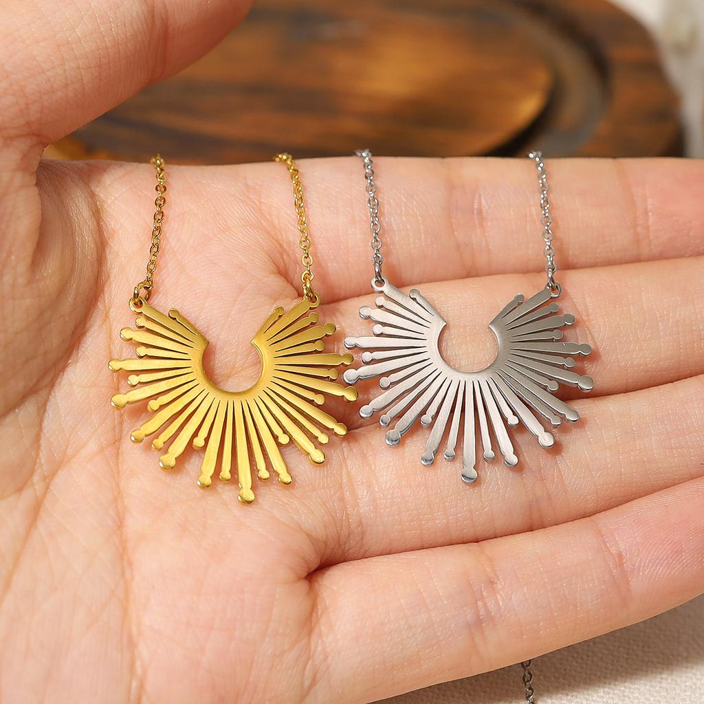 Wind Simple Sunflower Titanium Steel Women'S Choker Necklace Radial Pattern Stainless Steel Necklace