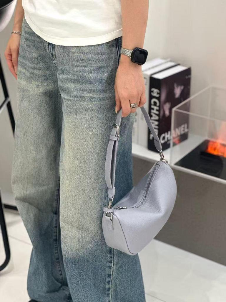 Korean Style Crescent Women's Handbag - Genuine Leather, Large Capacity, Versatile Shoulder Bag
