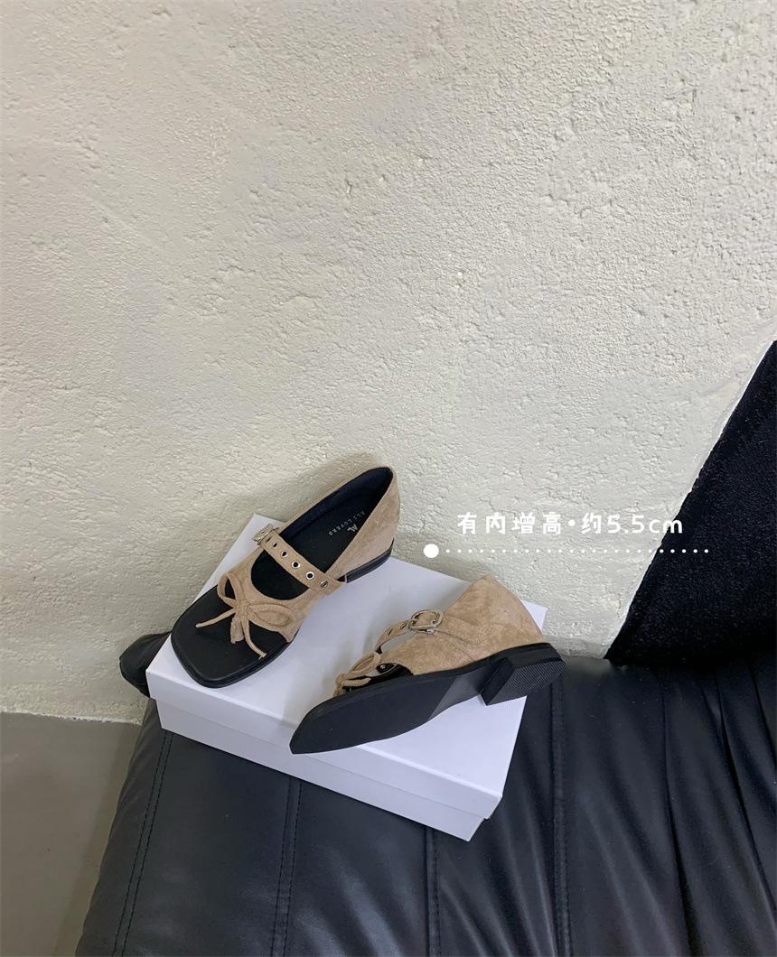 

Square head bow flat bottom small single shoes women s spring and summer literary retro shallow mouth rivet ballet Mary Jane shoes 39 хаки