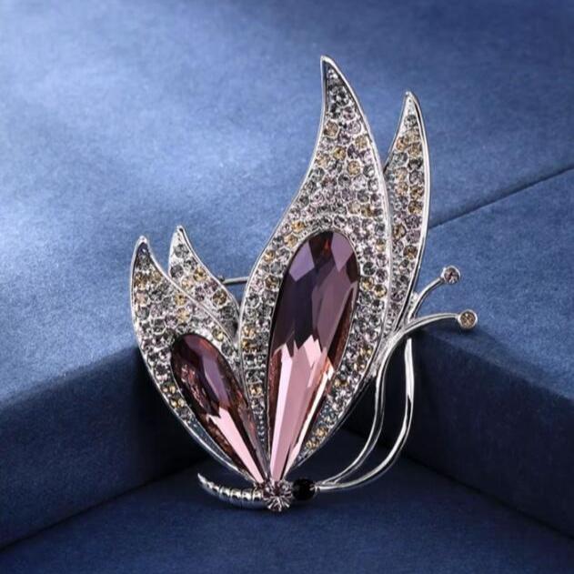 Dragonfly Butterfly Women Crystal Brooches Badge Pin Vintage Zircon Collar Pins Weddings Office Party Scarf Pin Jewelry Gift