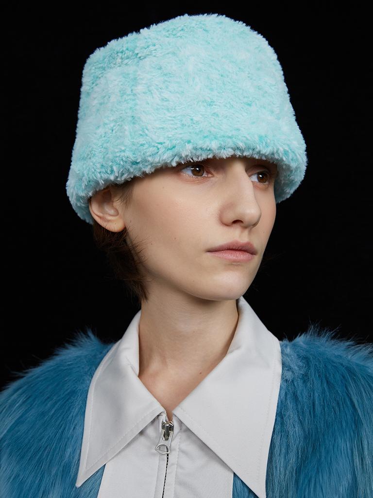 Eosseomnijeu Low Lampshade Hat_Fur Sky