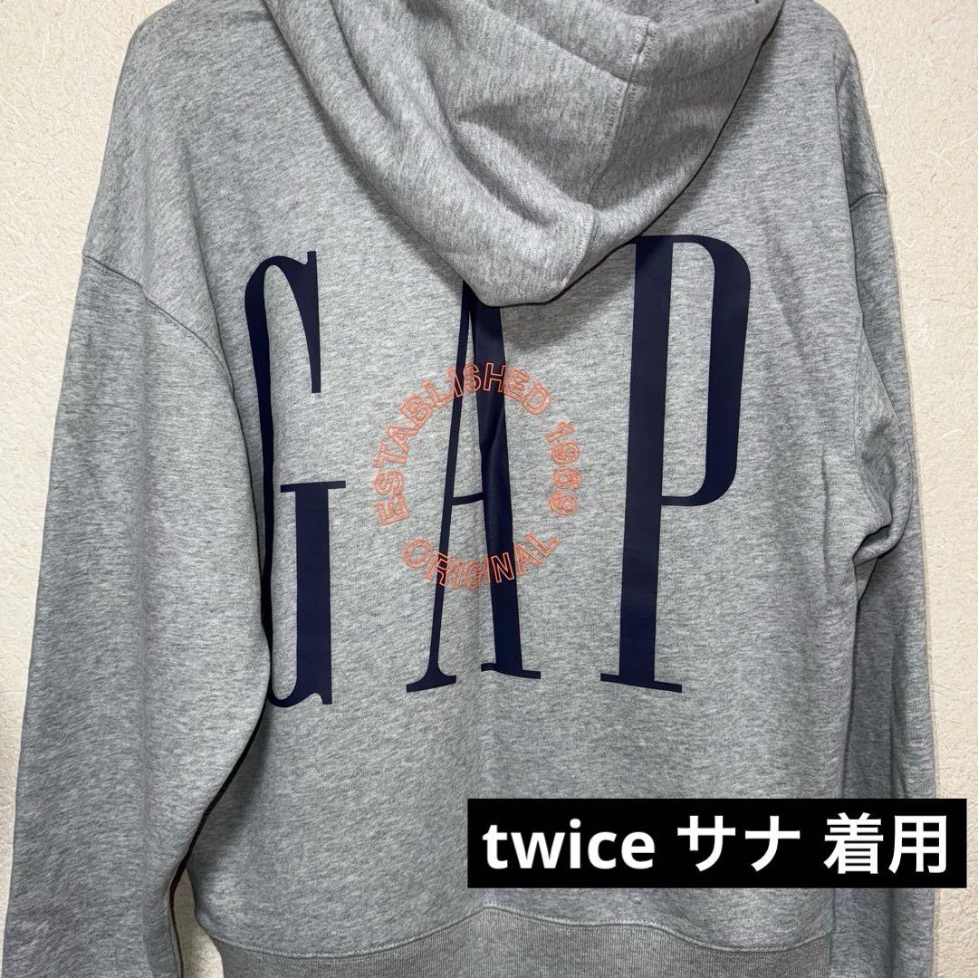 

[Б/У] Сана из Twice в худи Gap XS
