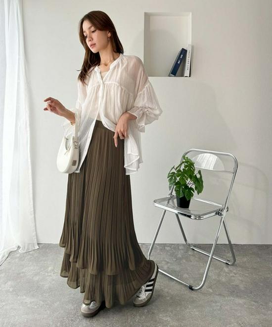 Elegant Japanese-Style Double-Layer Pleated Chiffon Skirt, Slimming and Versatile with an Elastic Waist