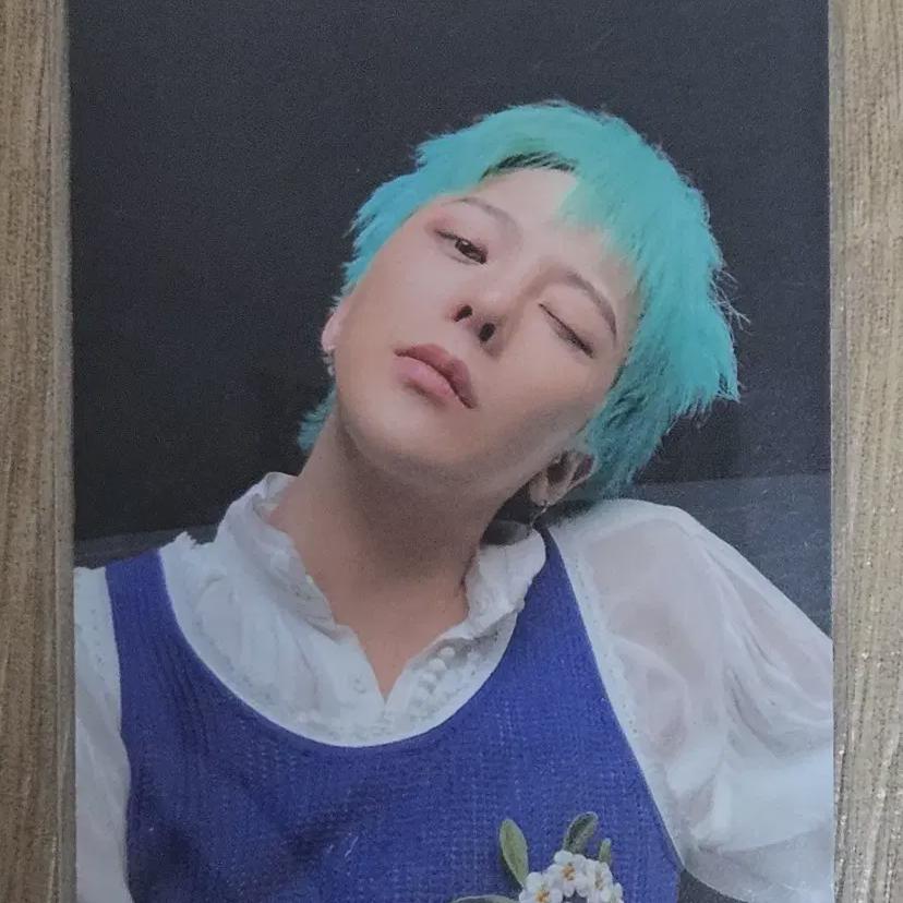 G-dragon Wevermanshe Fam Day Photo Card