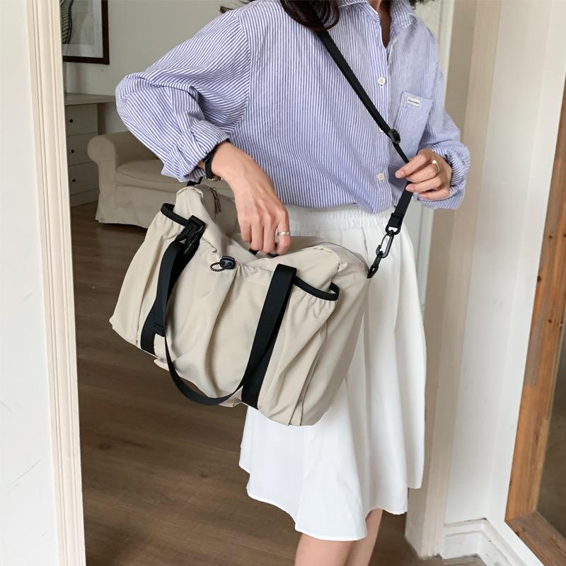

Casual Lage Capacity Tote Bag Simple Commuting Women s Nyl Shoulder Bag Travel Outdoor Female Crossbody Bag Handbags 34X15X30CM бежевый