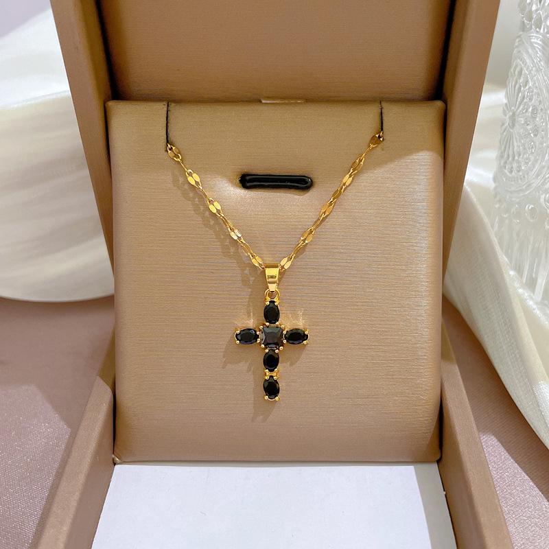 Titanium Steel Luxury Diamond Gold Micro-Inlaid Necklace for Women - Trendy Clavicle Chain