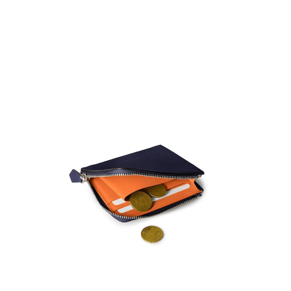 BONAVENTURA Wallet in Shrink Leather x Made with the finest European this minimalist wallet is thin and made of genuine Perfect as a gift for new