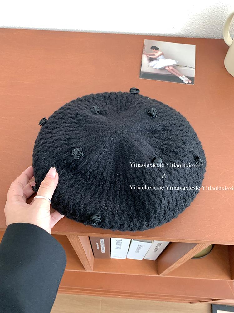 Rose hollow knitted beret women's thin face small painter hat versatile big head circumference hat tide