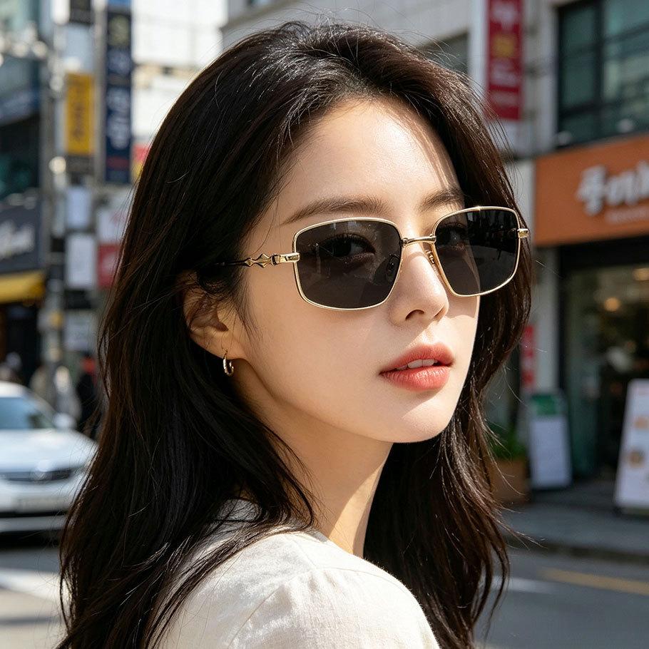 Square Irregular Trend Small Metal Frame Sunglasses Korean Version High-end Retro UV400 Anti-ultraviolet Shades Glasses