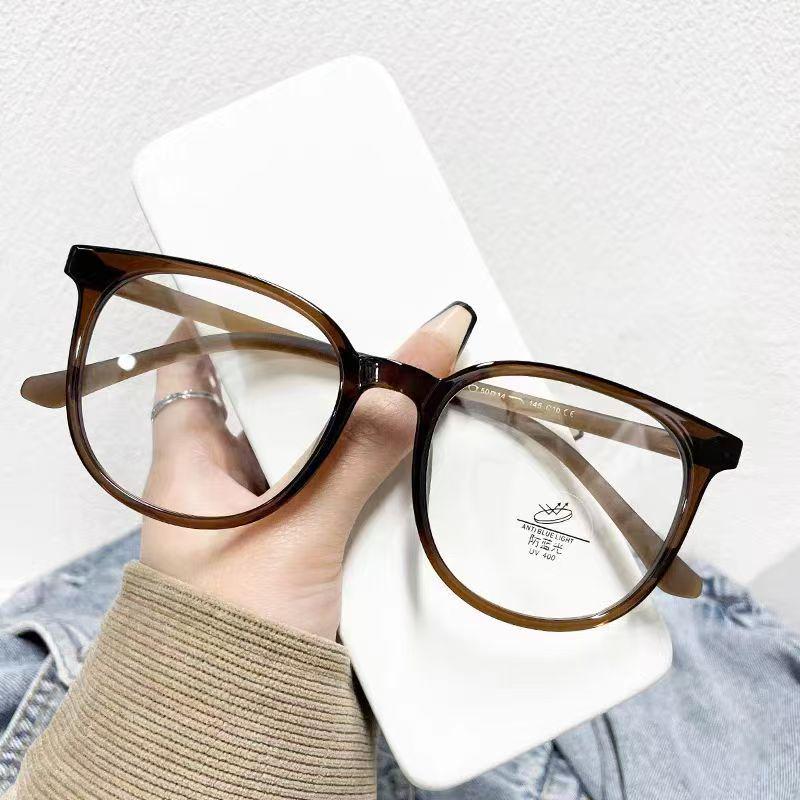 Korean-Style Unisex Black Frame Anti-Blue Light Lightweight Eyeglass for Influencers