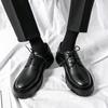 Koreanische Version von lässigen Leder-Plateauschuhen, neue Vier-Jahreszeiten-Low-Top-Kleiderschuhe im britischen Stil, Retro-Herrenschuhe in