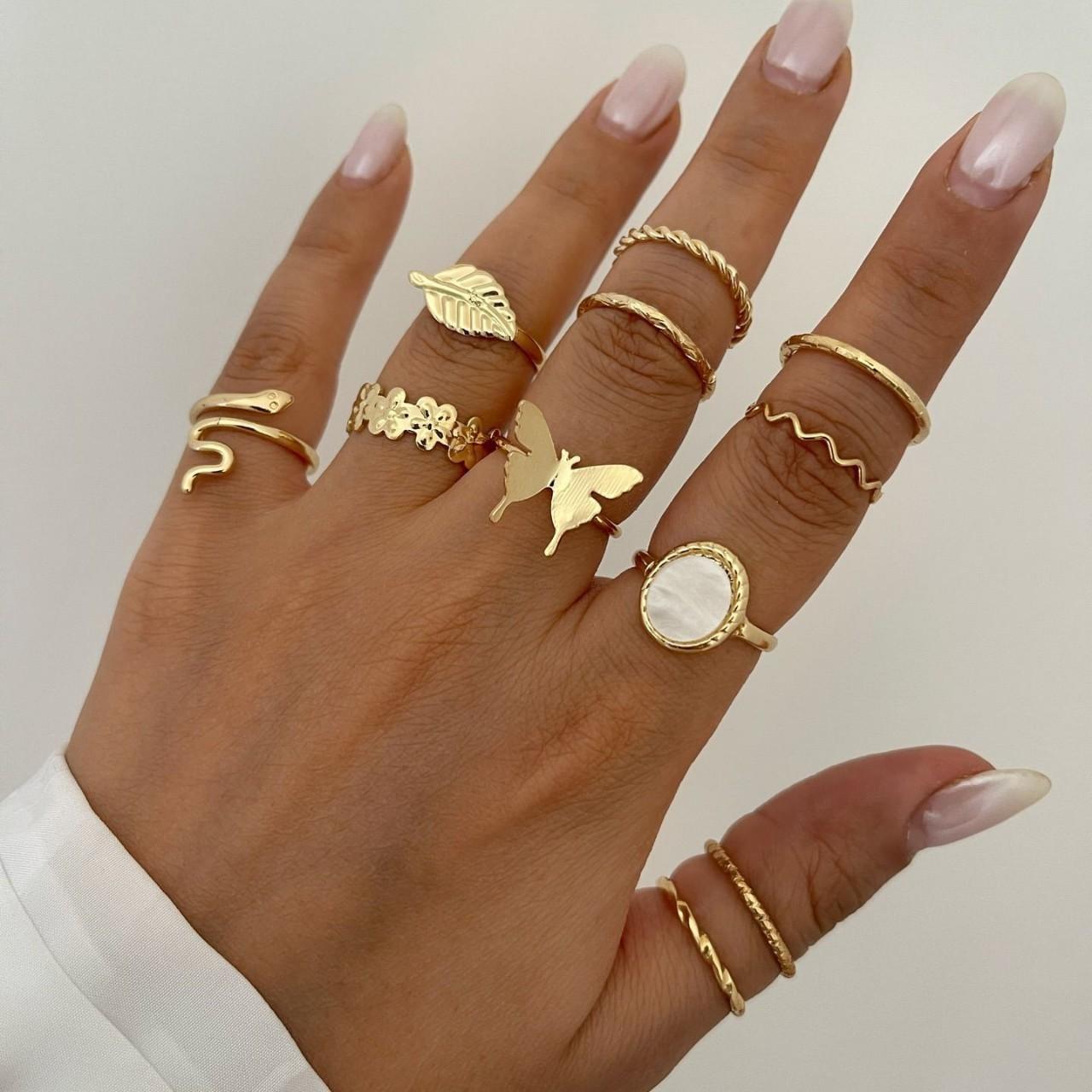 

European and American simple retro flower butterfly ring set temperament versatile metal plain ring stacked hand jewelry women