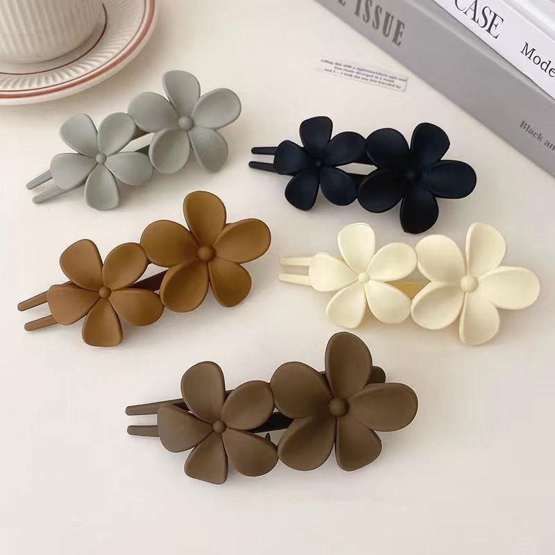Elegant Matte Flower Updo Duckbill Hair Clip for Women