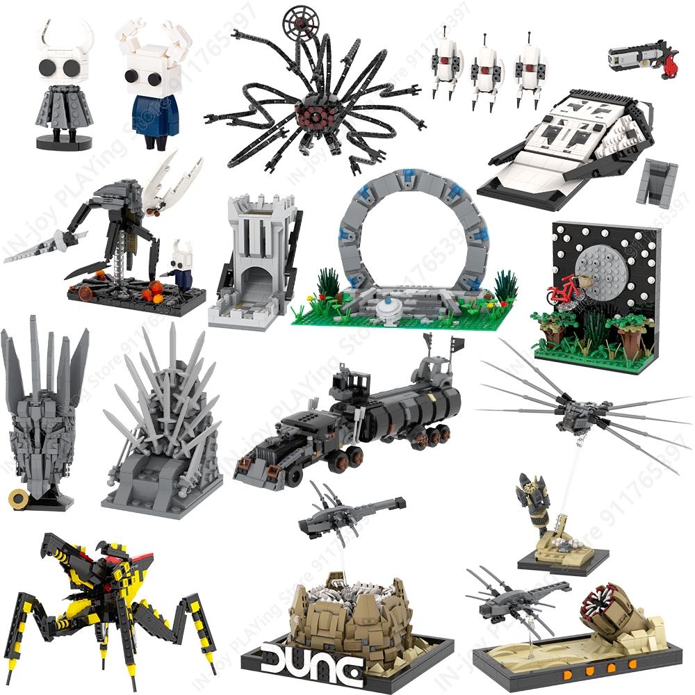 MOOXI Movie Game Scene Spaceship Gun Vehicle Model MOC Brick DIY Assembled Building Blocks Collection Toy Children Birthday Gift