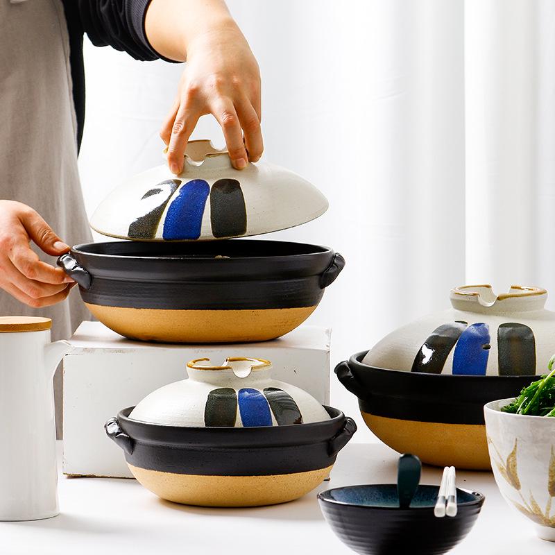 Creative Japanese Clay Pot: European and American Style, High-Temperature Resistant, Suitable for Open Fire, Ideal for Stews, Soups, and Rice.
