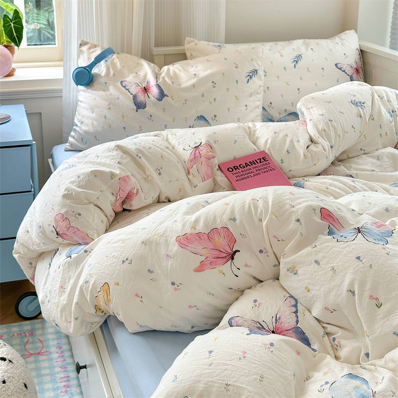 

Милый комплект постельного белья для девочек 2024 года, новый летний комплект из четырех предметов из свежего хлопка с принтом, комплект постельного белья размера Queen 150x200 3pcs